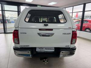 Toyota Hilux 2.4 GD-6 Raider 4X4 automaticD/C - Image 4