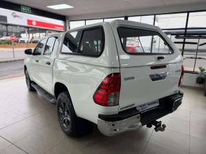 Toyota Hilux 2.4 GD-6 Raider 4X4 automaticD/C - Image 7