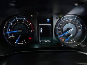 Toyota Hilux 2.8GD-6 Xtra cab 4x4 Legend auto - Image 11
