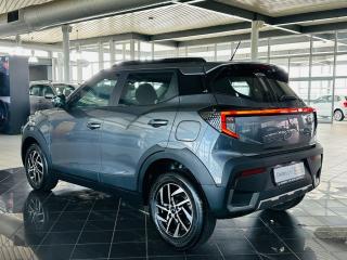 Mahindra XUV 3XO 1.2T AX5 auto