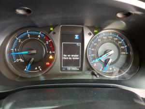 Toyota Hilux 2.8GD-6 Xtra cab 4x4 Legend auto - Image 11