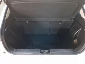 Toyota Starlet Cross 1.5 XR manual - Image 14