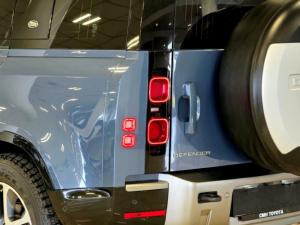Land Rover Defender 110 D240 X-Dynamic SE - Image 9