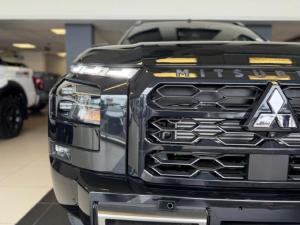 Mitsubishi Triton 2.4DI-D Bi-Turbo double cab 4x4 - Image 10