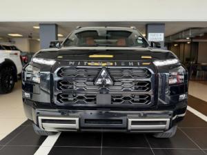 Mitsubishi Triton 2.4DI-D Bi-Turbo double cab 4x4 - Image 8