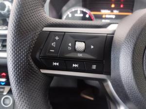 Mitsubishi Triton 2.4DI-D double cab GLS - Image 10