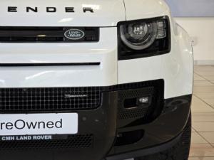 Land Rover Defender 110 D300 X-Dynamic HSE - Image 13