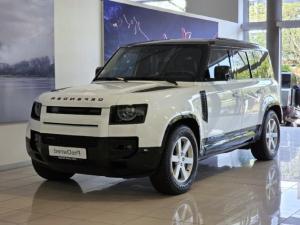 Land Rover Defender 110 D300 X-Dynamic HSE - Image 3