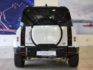 Land Rover Defender 110 D300 X-Dynamic HSE - Image 5