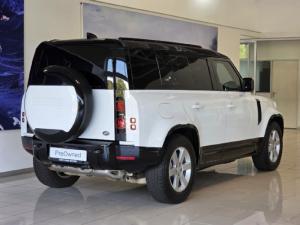 Land Rover Defender 110 D300 X-Dynamic HSE - Image 6