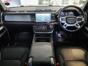 Land Rover Defender 110 D300 X-Dynamic HSE - Image 8