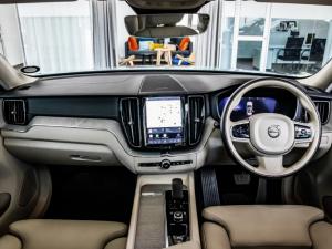 Volvo XC60 B5 AWD Plus Dark - Image 14