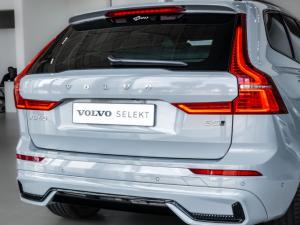 Volvo XC60 B5 AWD Plus Dark - Image 6