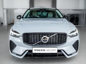 Volvo XC60 B5 AWD Plus Dark - Image 7