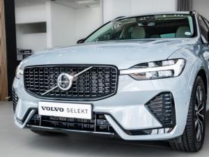 Volvo XC60 B5 AWD Plus Dark - Image 8