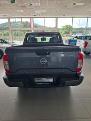 Nissan Navara 2.5DDTi double cab SE Plus auto