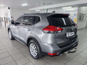 Nissan X Trail 2.5 Acenta 4X4 CVT - Image 3