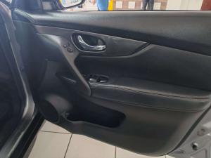 Nissan X Trail 2.5 Acenta 4X4 CVT - Image 8