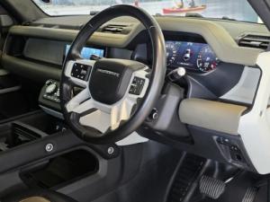 Land Rover Defender 110 D300 X-Dynamic HSE - Image 26