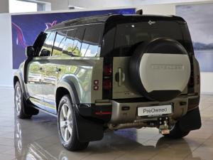 Land Rover Defender 110 D300 X-Dynamic HSE - Image 4