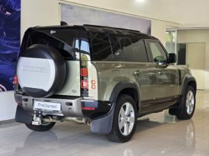 Land Rover Defender 110 D300 X-Dynamic HSE - Image 6