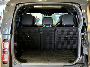 Land Rover Defender 110 D300 X - Image 10