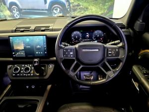 Land Rover Defender 110 D300 X - Image 15