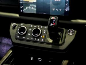 Land Rover Defender 110 D300 X - Image 18