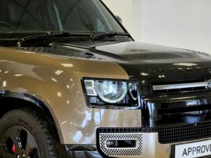 Land Rover Defender 110 D300 X - Image 3