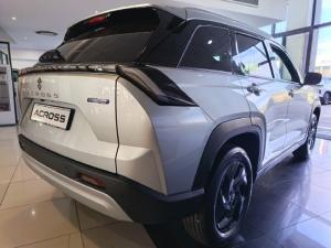 Suzuki Across 1.5 GL auto - Image 3