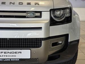 Land Rover Defender 110 D300 X-Dynamic HSE - Image 13