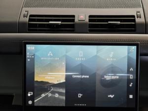 Land Rover Defender 110 D300 X-Dynamic HSE - Image 18
