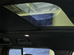 Land Rover Defender 110 D300 X-Dynamic HSE - Image 26