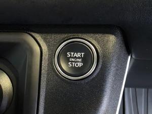 Land Rover Defender 110 D300 X-Dynamic HSE - Image 27