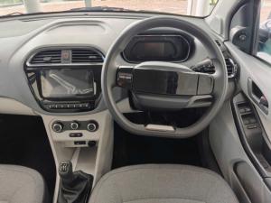 Tata Tiago 1.2 XT manual - Image 7