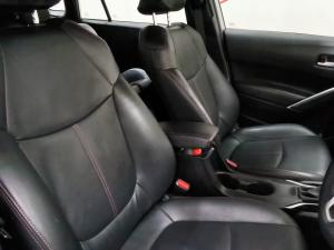 Toyota Corolla Cross 1.8 Xi - Image 15