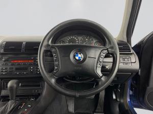 BMW 318i Sport automatic - Image 20