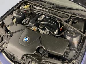 BMW 318i Sport automatic - Image 8
