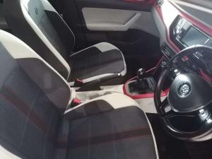 Volkswagen Polo 1.0 TSI Comfortline - Image 10
