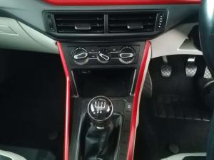 Volkswagen Polo 1.0 TSI Comfortline - Image 19