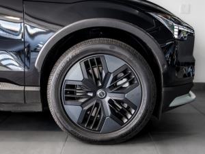 Volvo EX30 Cross Country Twin Motor Performance Ultra - Image 10