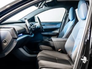 Volvo EX30 Cross Country Twin Motor Performance Ultra - Image 11