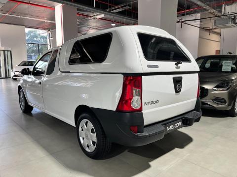 Image Nissan NP200 1.6i safety pack (aircon)
