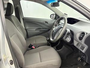 Toyota Etios hatch 1.5 Xi - Image 14