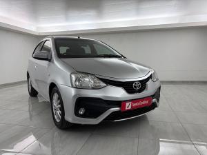 Toyota Etios hatch 1.5 Xi - Image 1