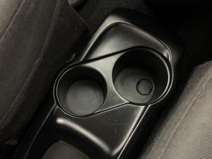 Hyundai i10 1.1 GLS/MOTION - Image 15