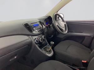 Hyundai i10 1.1 GLS/MOTION - Image 20
