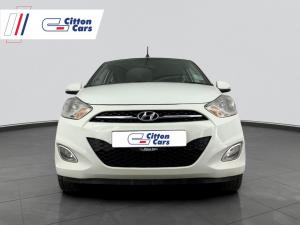 Hyundai i10 1.1 GLS/MOTION - Image 2