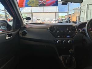 Hyundai Grand i10 1.0 Motion - Image 19