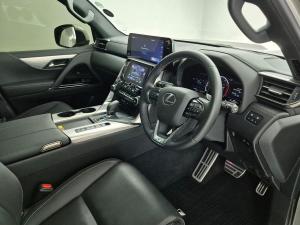 Lexus LX 700h F Sport - Image 13